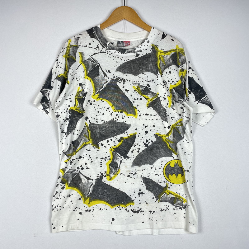【中古品】【メンズ】  DIVISION ディビジョン 80\u0027s BATMAN SS TEE VINTAGE 80年月日 バットマン 遊撃手衣袂 ティーシャツ 半袖 トップス ヴィンテージ 145-260606-yo-04-tei 大きさ：L 色つや：白いこと 生生世世Net店
