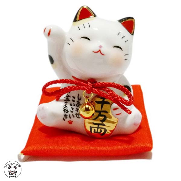 楽天市場】金運アップグッズ/招き猫 置物 まねきねこ 開店祝い 【金運アップ】新商品 大福招き猫 金（7377）【あす楽対応】【金運アップ 風水 玄関  開運グッズ 猫 雑貨 ネコ グッズ ねこ グッズ 風水 グッズ 開運アイテム 外国人 お土産 黄色い 招き猫 猫 玄関_七三七五 ...