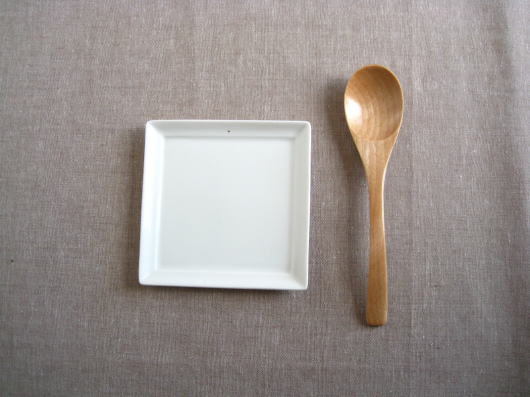 美品　大皿　白　スクエア（四角）2枚セット　約24.5cm 楽天市場】【白長角皿 36cm×24.5cm】アウトレット品 (大皿 四角