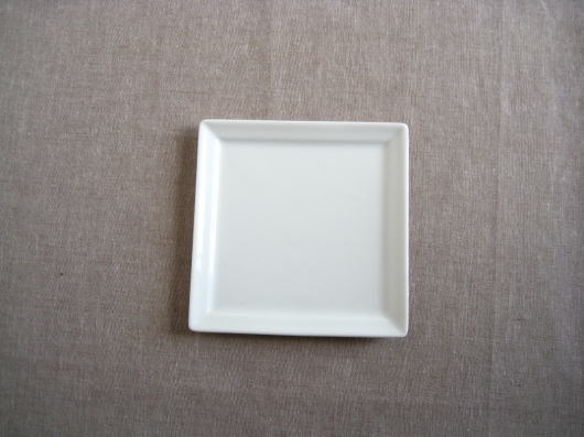 おしゃれ皿15枚セット！未使用！新品！美品！個性的なオーバル型デザイン白皿 shikisaionline_m9000045