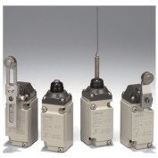 オムロン(Omron) 小っちゃい重とり備えるリミットスイッチ D4A-4516N