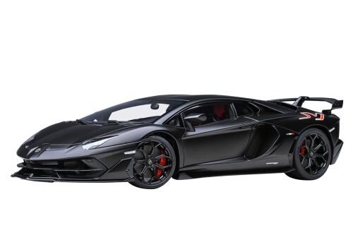 オート芸術(AUTOart) AUTOart 1/18 ランボルギーニ アヴェンタドール SVJ つや消し・黒いこと 研ぎ澄ます品