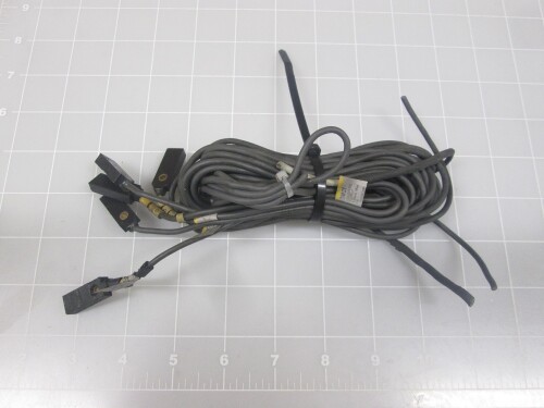 オムロン(OMRON) フラットタイプ 近接センサ TL-Wタイプ TL-W3MC12M