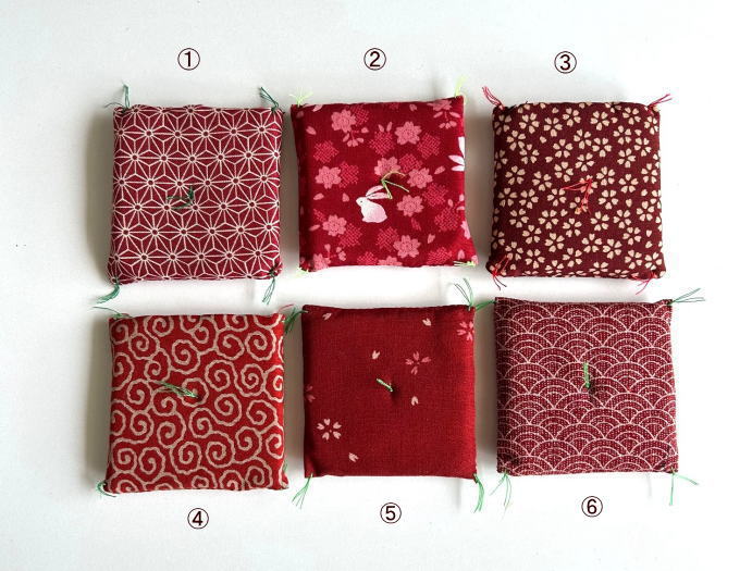 ★オーダーページ★ ミニ座布団「唐草」置物用 ハンドメイド ミニチュア ミニ座布団 置物用 唐草 オーダーページ ハンドメイド ミニチュア