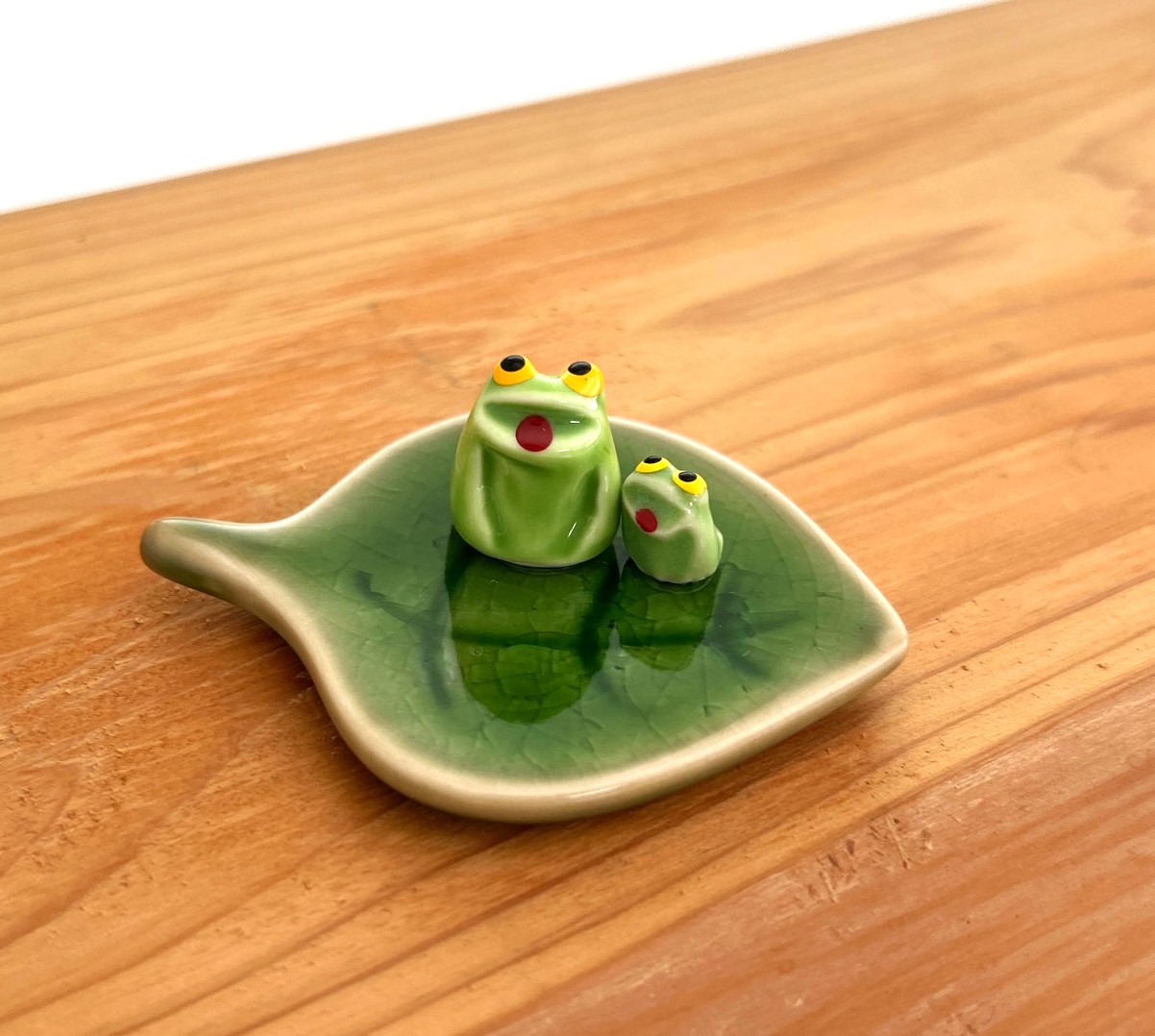 激レア！キティ根付け葉っぱ傘カエル Amazon.co.jp: MJKQ9 カエル 置物 FreeSize ガーデン 葉っぱ 傘