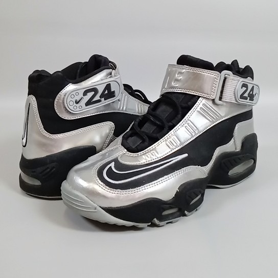 Nike ナイキ Air Griffey Max 1 Metallic Silver エアグリフィーマックス1 メタリックシルバー メンズ シルバー size 27cm 354912-011 【中古】