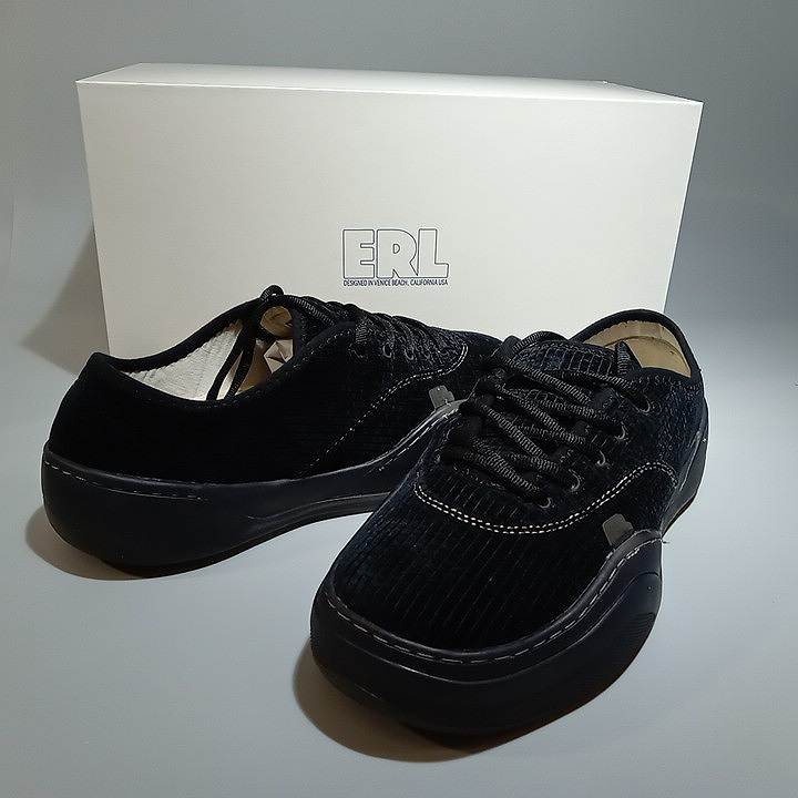 ERL イーアールエル Corduroy Coupe Sneakers コール天 クープ スニーカー メンズ 黒いこと size 27糎 ERL11SH06-1 【中古】