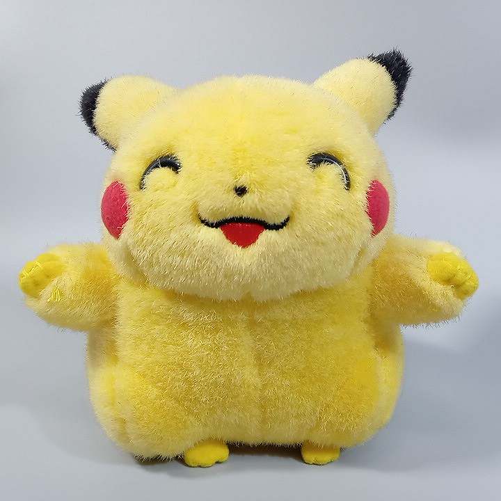 TOMY トミー ポケモン ばんざいピカチュウ ぬいぐるみ 【中古】