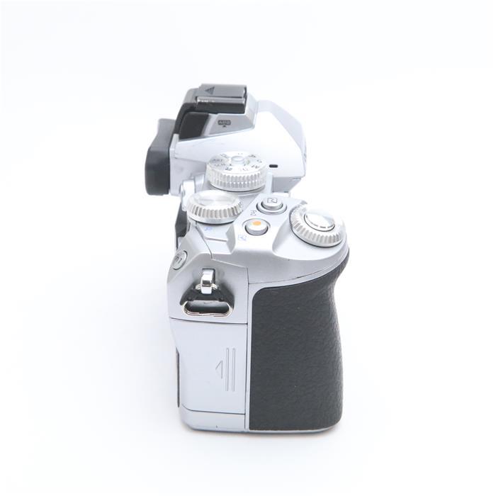 あす楽 中古 《良品》 OLYMPUS OM-D 正規代理店 ボディ シルバー デジタルカメラ E-M1