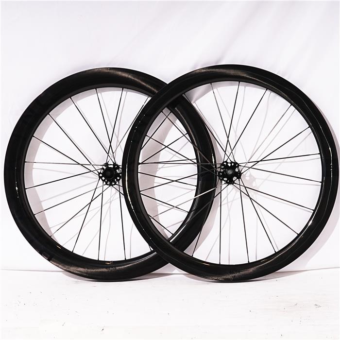 Black inc ディスクホイール 11速 クリンチャー - ロードバイク、クロスバイク用 - 完組