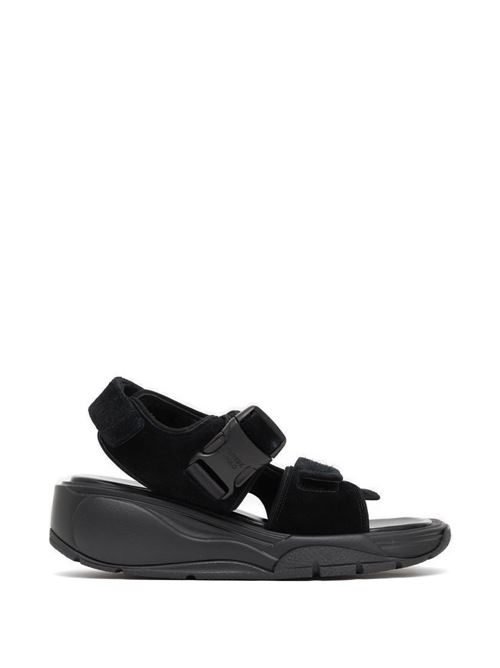 要エントリー尖んがり10倍 PHOEBE PHILO RUNNER DS54LT0093900BK