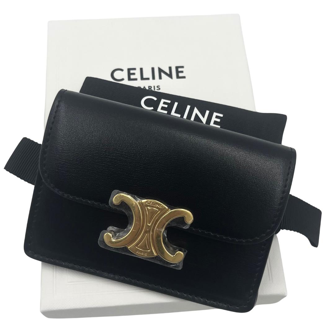 極美品 セリーヌ カードコインホルダー 黒 箱付き ほぼ未使用】セリーヌ CELINE キュイルトリオンフ ジップ付き