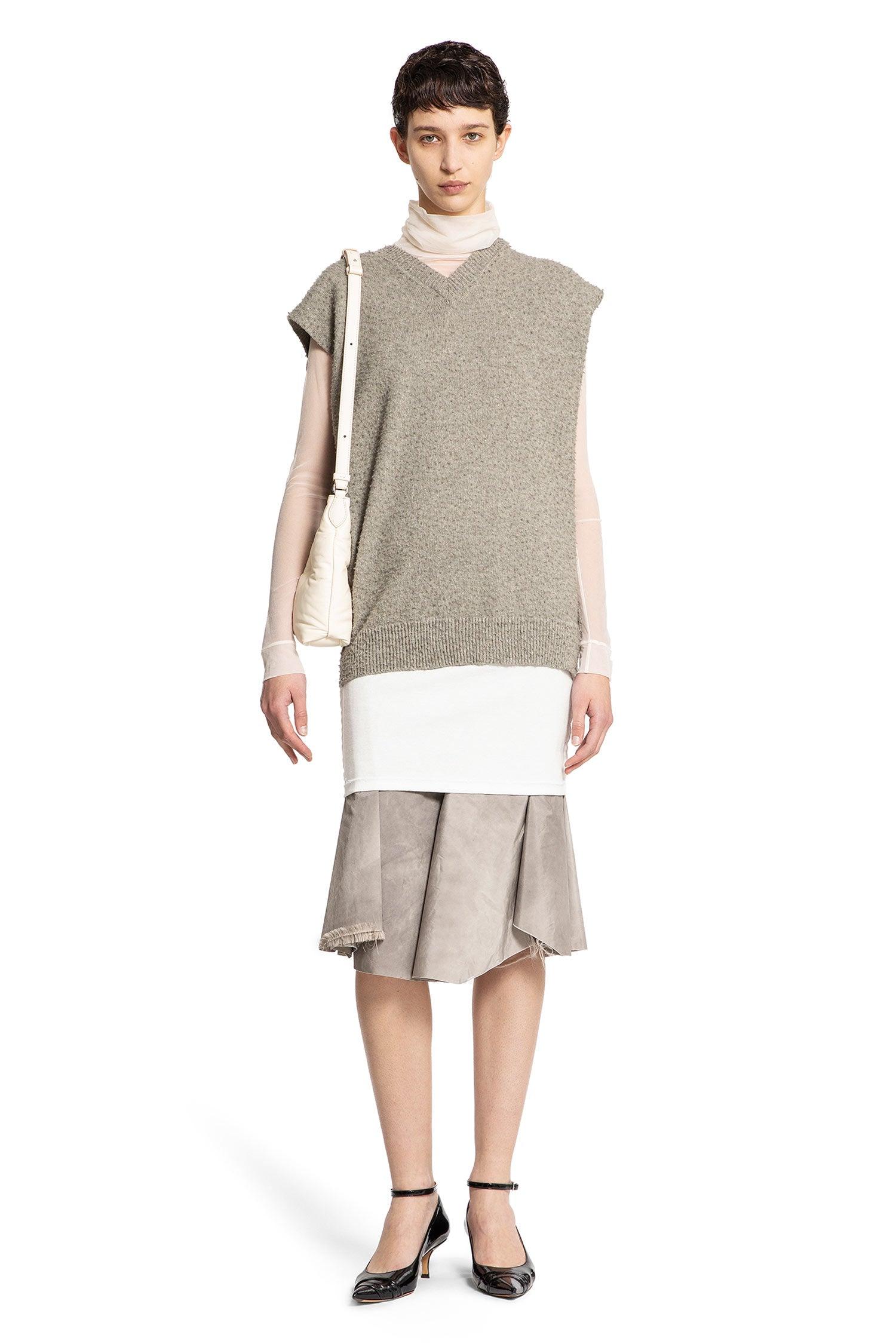 要エントリー尖んがり10倍 maison margiela メゾンマルジェラ タートルネック 上半身背広 S51NA0105M20088 102 MO-0