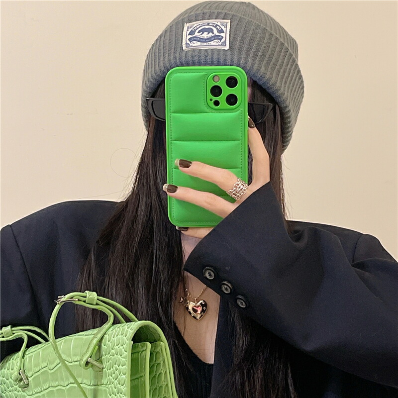 手染めGreen スマホケース　コンチョ付き➕4ポケット スマホケース 多機種対応 ポーチ付き バイカラー シュリンク