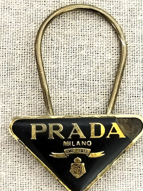 PRADA（プラダ ）スカルモチーフ　キーホルダー【美品】 楽天市場】【未使用品】PRADA プラダ チャーム 携帯ストラップ