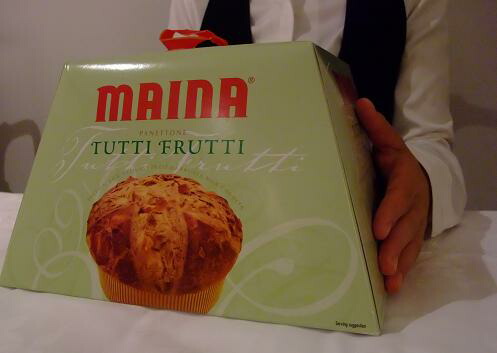 楽天市場】≪1kg≫【Saronno Panettone】サロンノ パネトーネ 大容量