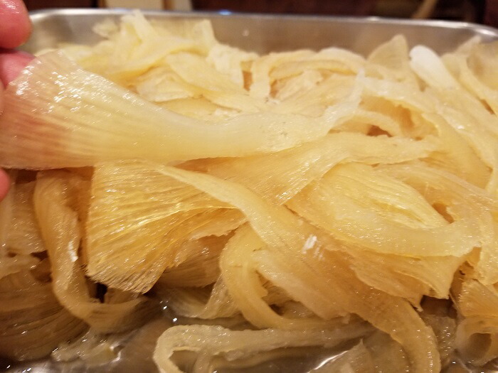 冷凍　フカヒレ散翅（サンツー）　1kｇ　崩し身　スープに、餡かけに♪