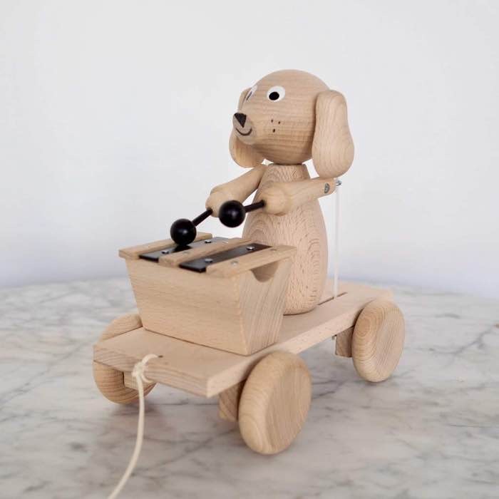 値引 Sarah Bendlix 木のおもちゃ プルトーイ 鉄琴 木琴 音楽 音が鳴る イギリス チェコ ハンドメイド ベビー ファーストトイ 人気 赤ちゃん グッズ 引っ張る おもちゃ 出産祝い ギフト ベビー用品 ベビーグッズ 誕生日 贈り物 プレゼント かわいい 動物 ねずみ いぬ 安い