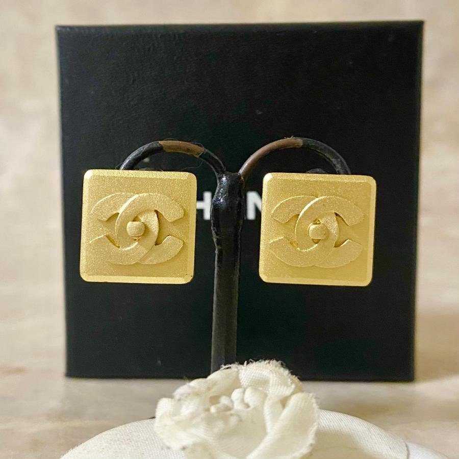 シャネル　ターンロック 95A イヤリング　片耳　美品 シャネル ターンロック 95A イヤリング 片耳 美品 楽天市場