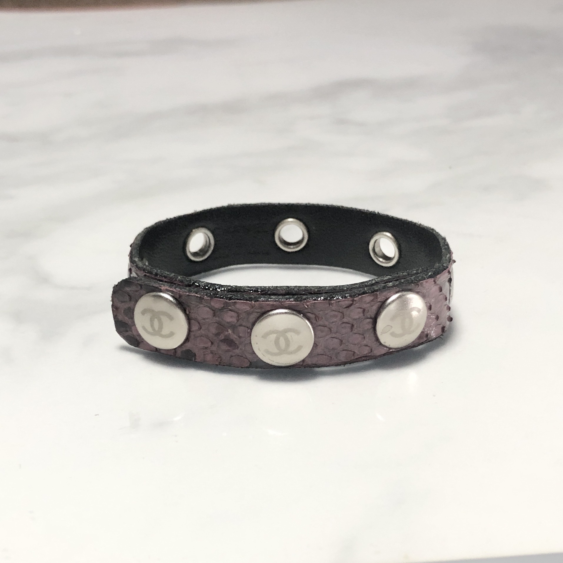 l*g様 シャネル パイソン(蛇) バングル 超絶カッコイイ！ シャネル パイソン(蛇) バングル