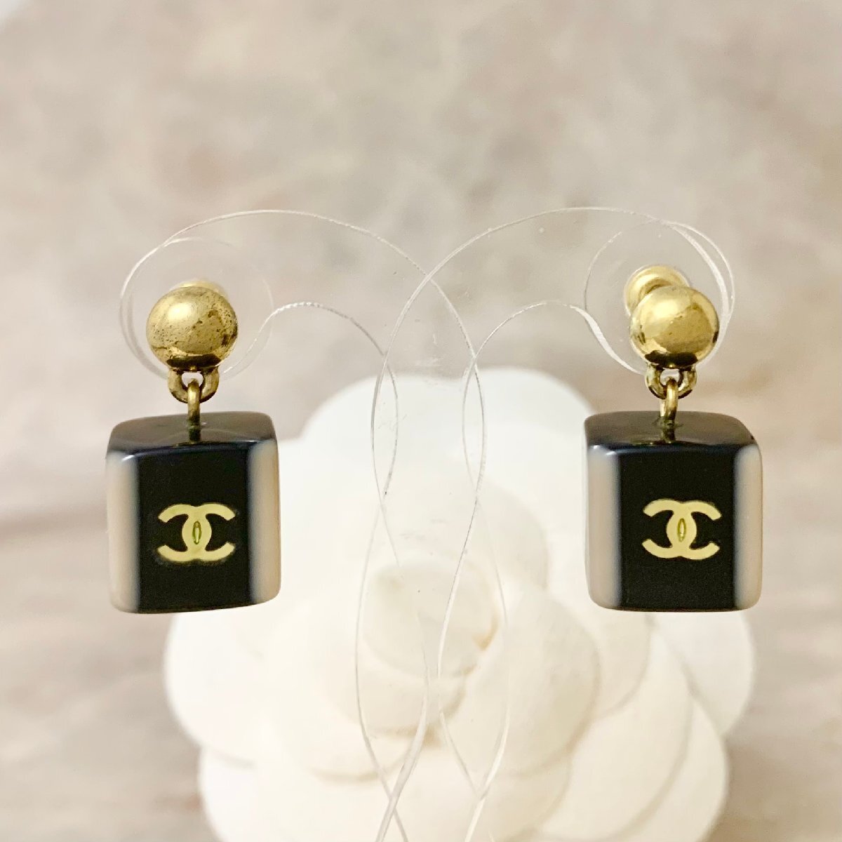 【ブラック×ハート♡】CHANEL ピアス 25AW シャネル(CHANEL)シャネル ハート ピアス ピアス ジュエリー