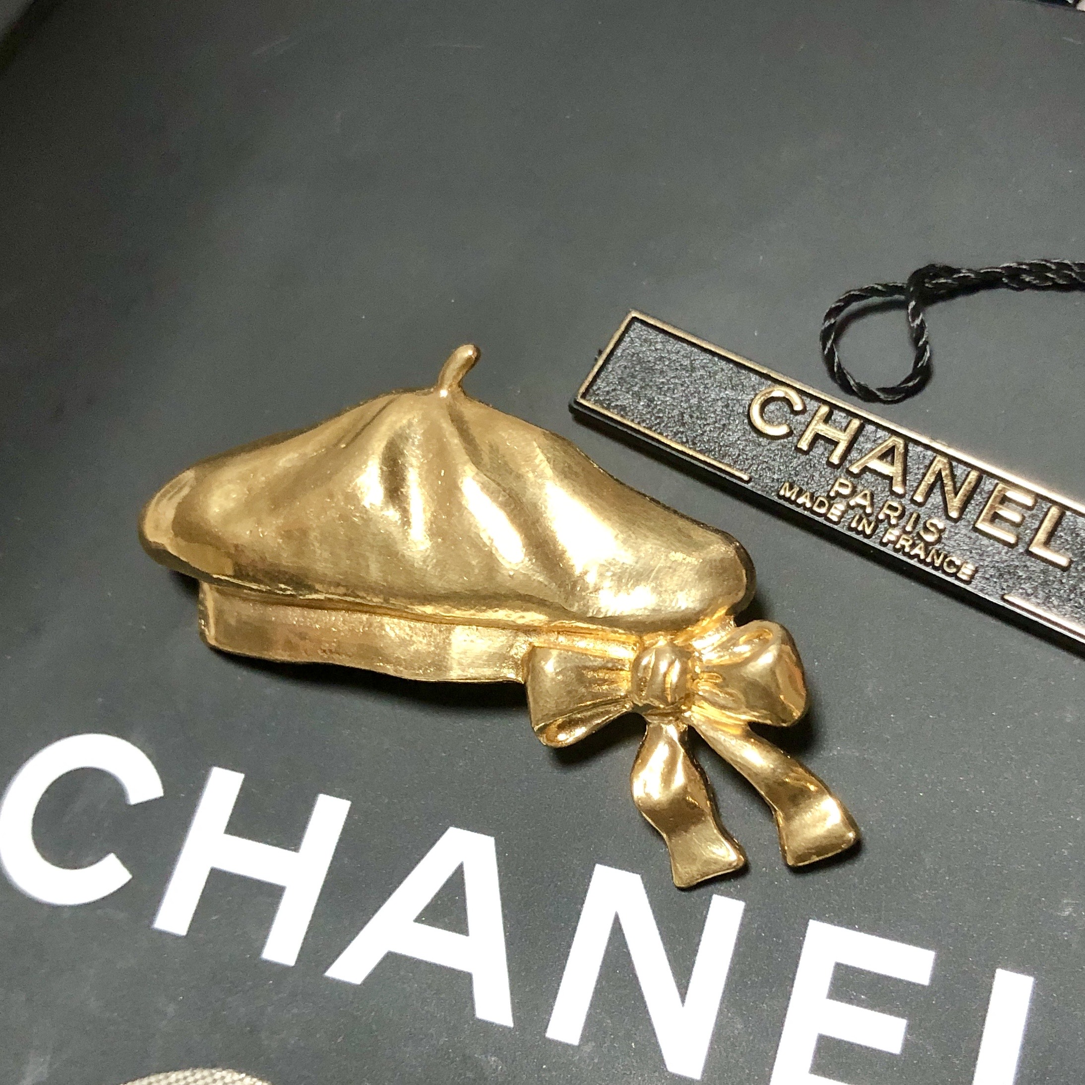 楽天市場】シャネル CHANEL ブローチ 麦わら帽子モチーフ ゴールド