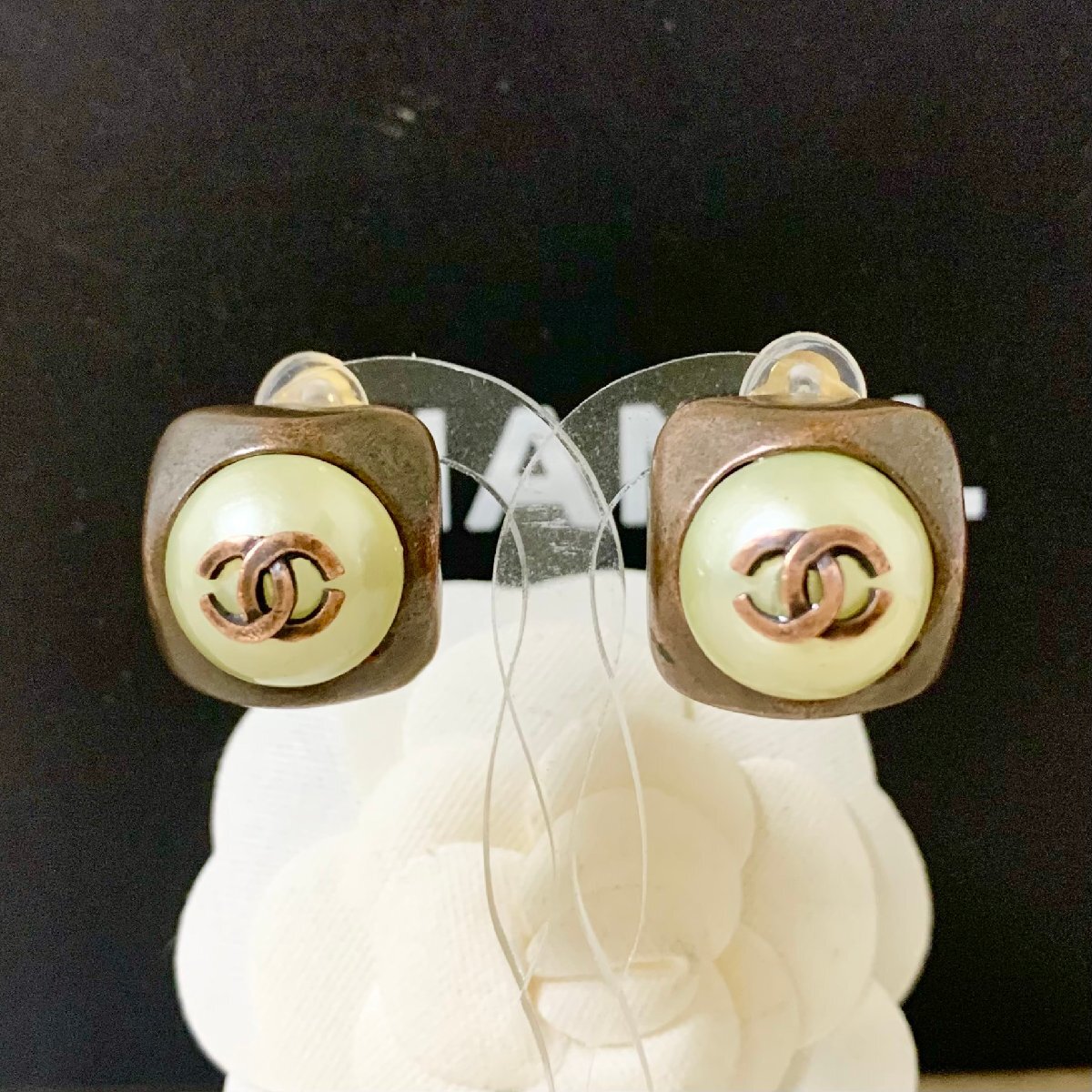 CHANEL シャネル イヤリング ココマーク ブロンズ パール 真珠 スクエア ヴィンテージ ロゴ 【中古】｜BrandJewelry マリクルーズ