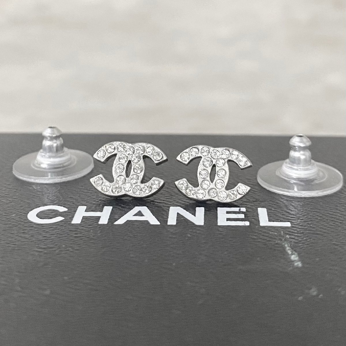 新品　シャネル　ロゴ　CCマーク　ピアス 楽天市場】シャネル ピアス ココマーク CCマーク ゴールド
