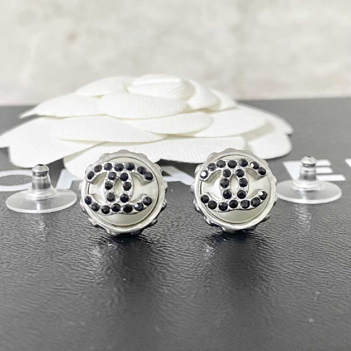 楽天市場】シャネル ピアス CHANEL ピアス CCマーク パールモチーフ