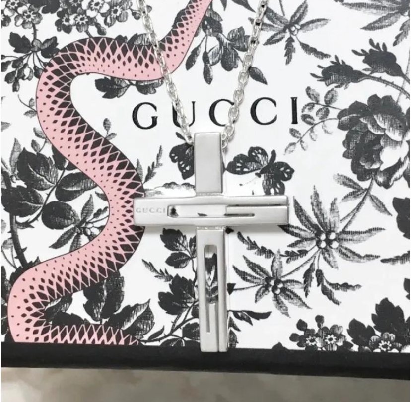 楽天市場】美品 グッチ ネックレス クロス ウッド ロザリオ 十字架