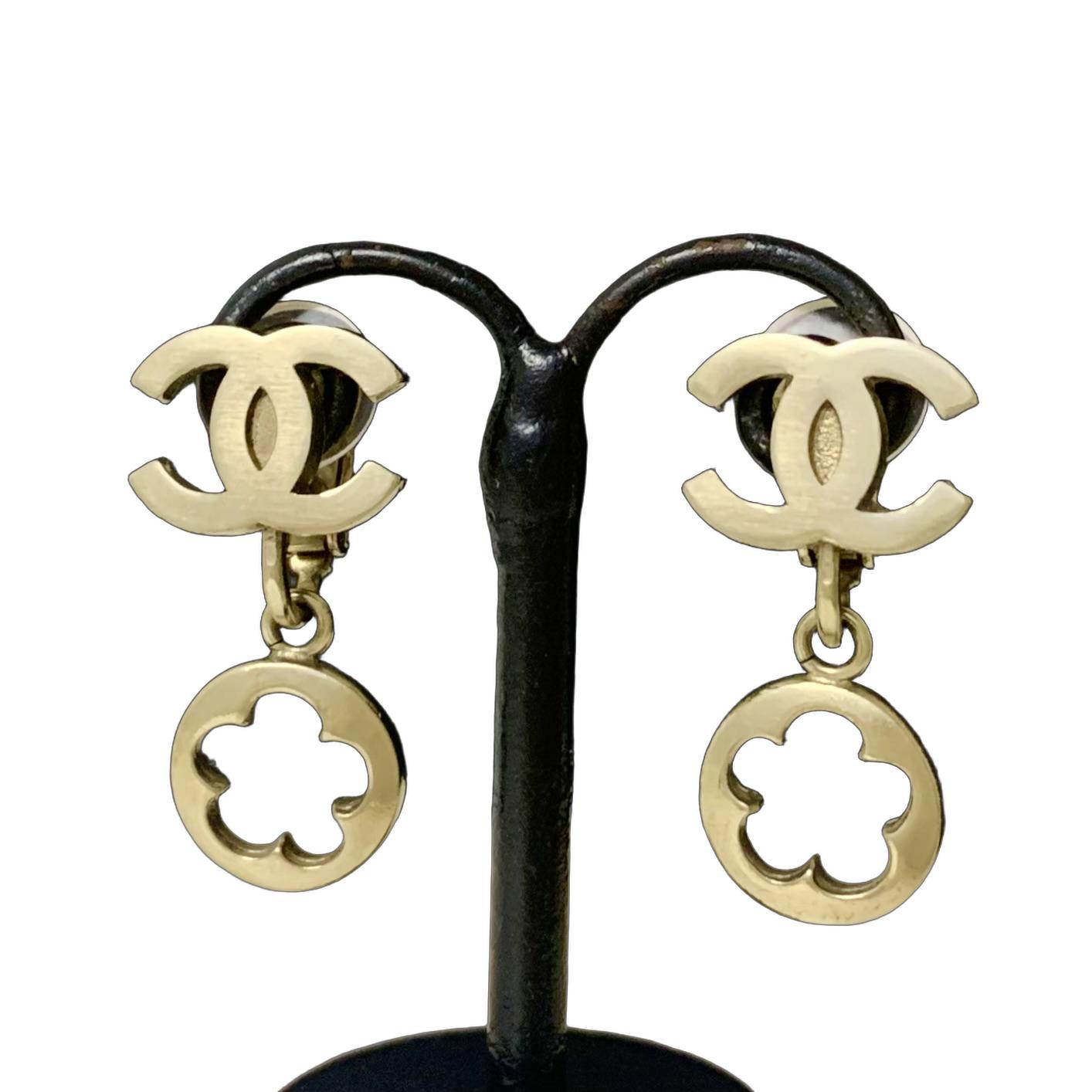 CHANEL シャネル イヤリング ココマーク フラワー 花 スイング ゴールド 金 ロゴ COCO 【中古】｜BrandJewelry マリクルーズ