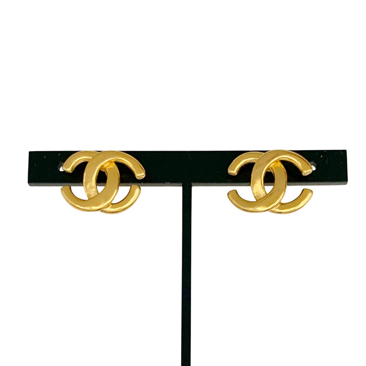 楽天市場】CHANEL シャネル ピアス 01P ココマーク シンプル ゴールド 