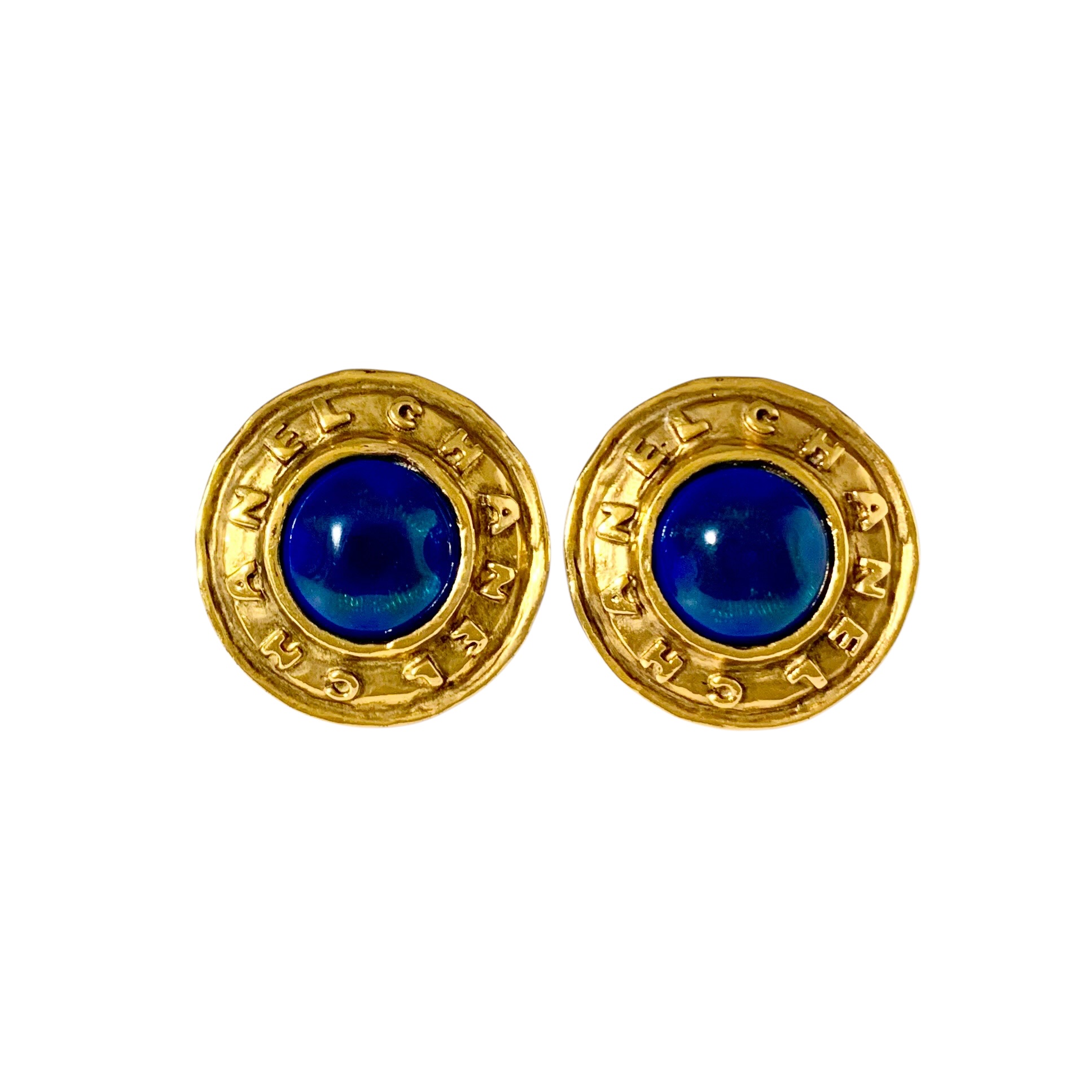 CHANEL シャネル イヤリング ブルー ストーン 青石 アルファベット ロゴ 丸 ゴールド 金 ヴィンテージ 【中古】｜BrandJewelry マリクルーズ