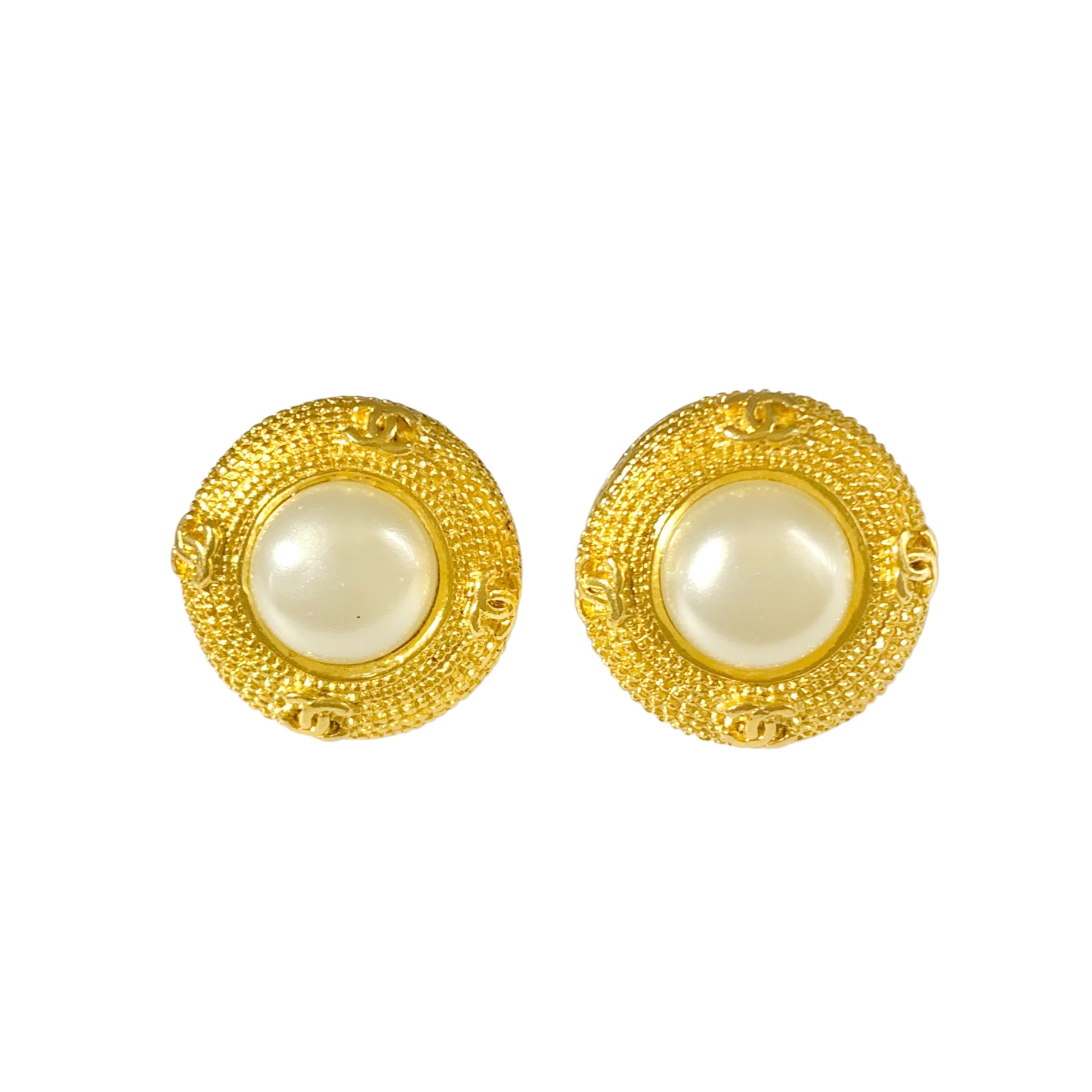 CHANEL シャネル イヤリング ココマーク スタッズ 4連 ロゴ チェーン パール 真珠 ゴールド 金 ヴィンテージ 【中古】|BrandJewelry マリクルーズ