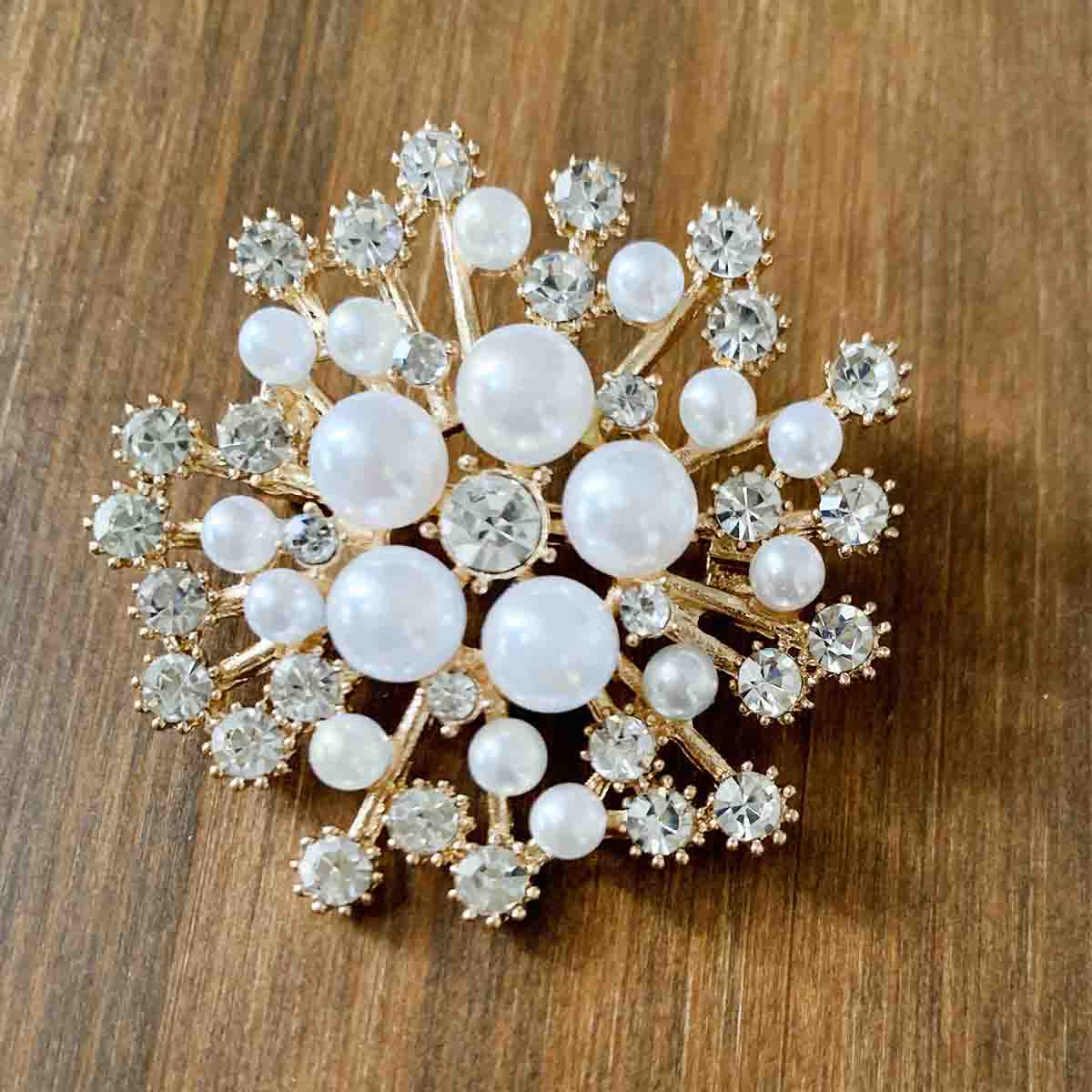 美品 Rene ルネ ブローチ　チェリー パール さくらんぼ 美品 Rene ルネ ブローチ チェリー パール さくらんぼ