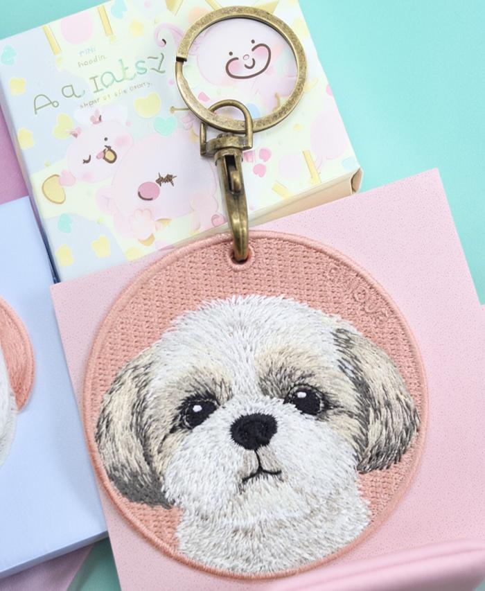 楽天市場】パピヨン キーホルダー シルク両面刺繍 犬キーホルダー