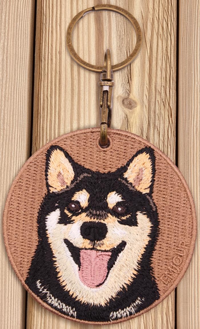 楽天市場】シルク両面刺繍 柴犬キーホルダー シバ犬 しば犬 寝顔