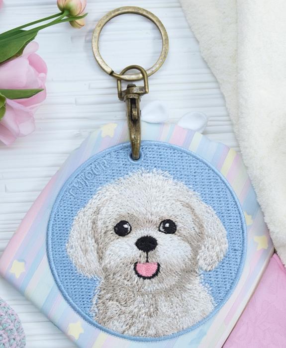 楽天市場】パピヨン キーホルダー シルク両面刺繍 犬キーホルダー