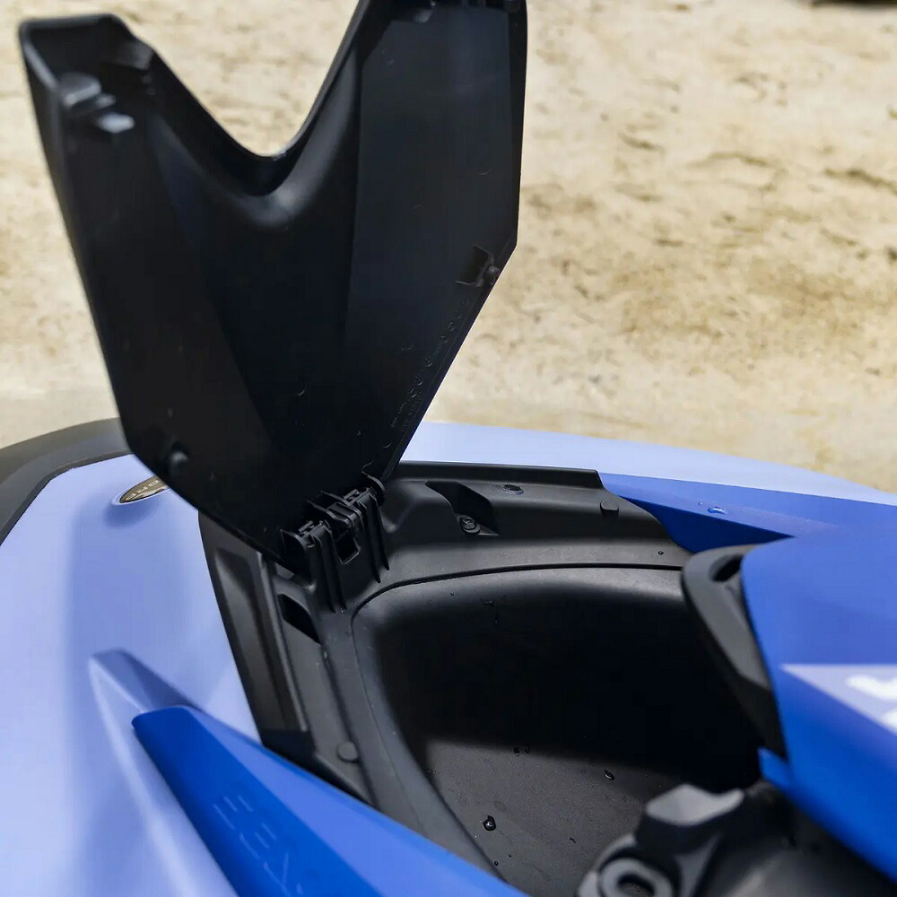 SEA-DOO（シードゥ）向こう正面 記憶装置 瓶（Spark 専用 2024~）42 L（11.1 US gal）