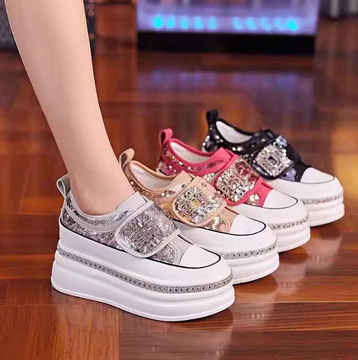 ALDO*キラキラ*ラインストーンりぼん*厚底*スニーカー/Merrick ALDO*キラキラ*ラインストーンりぼん*厚底*スニーカー/Merrick