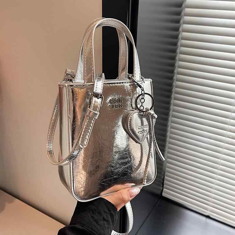 楽天市場】ショルダーバッグ シルバー レッド ハンドバッグ レディース