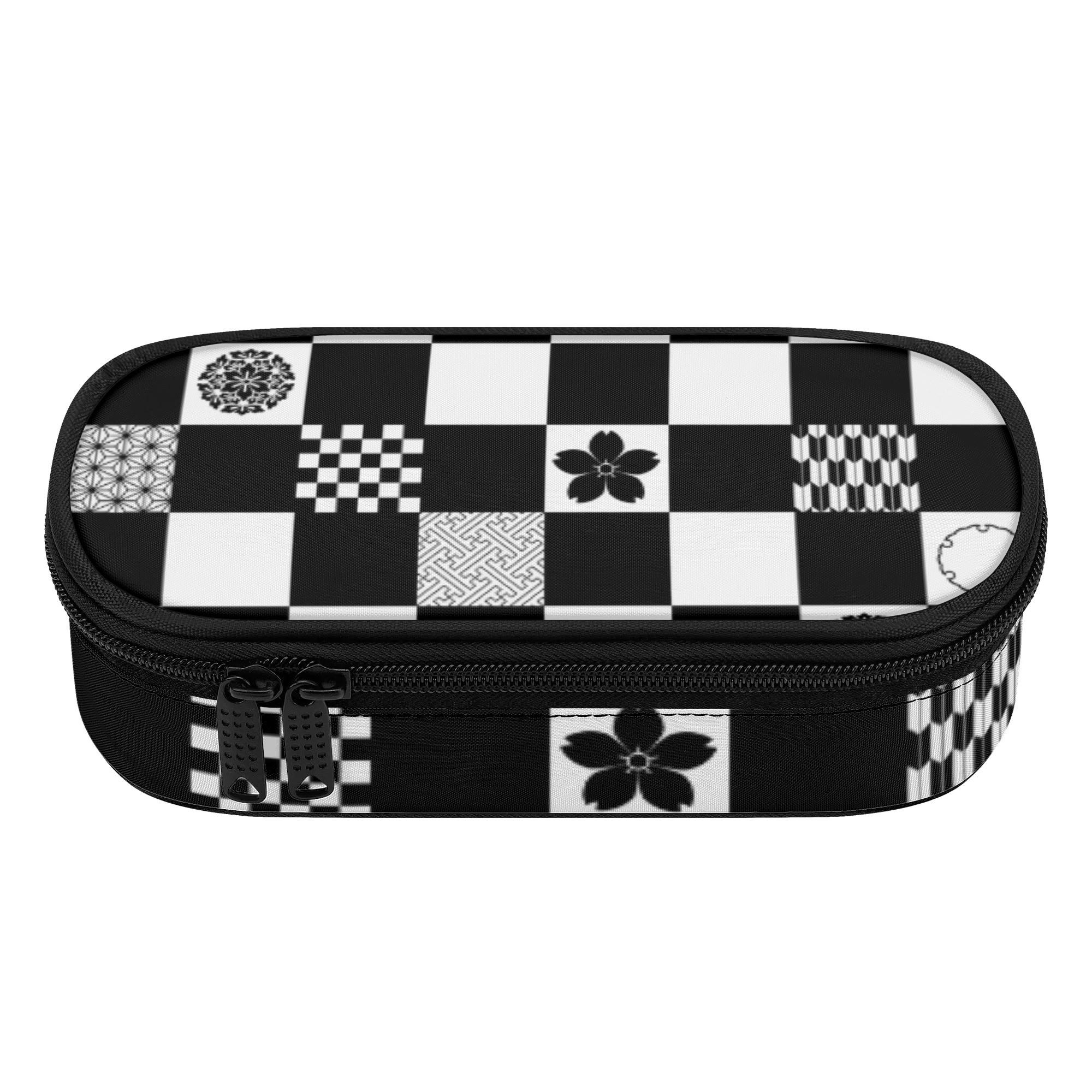 楽天市場】伝統工芸の漆を使用した艶やかな格子模様のペンケース ISURU