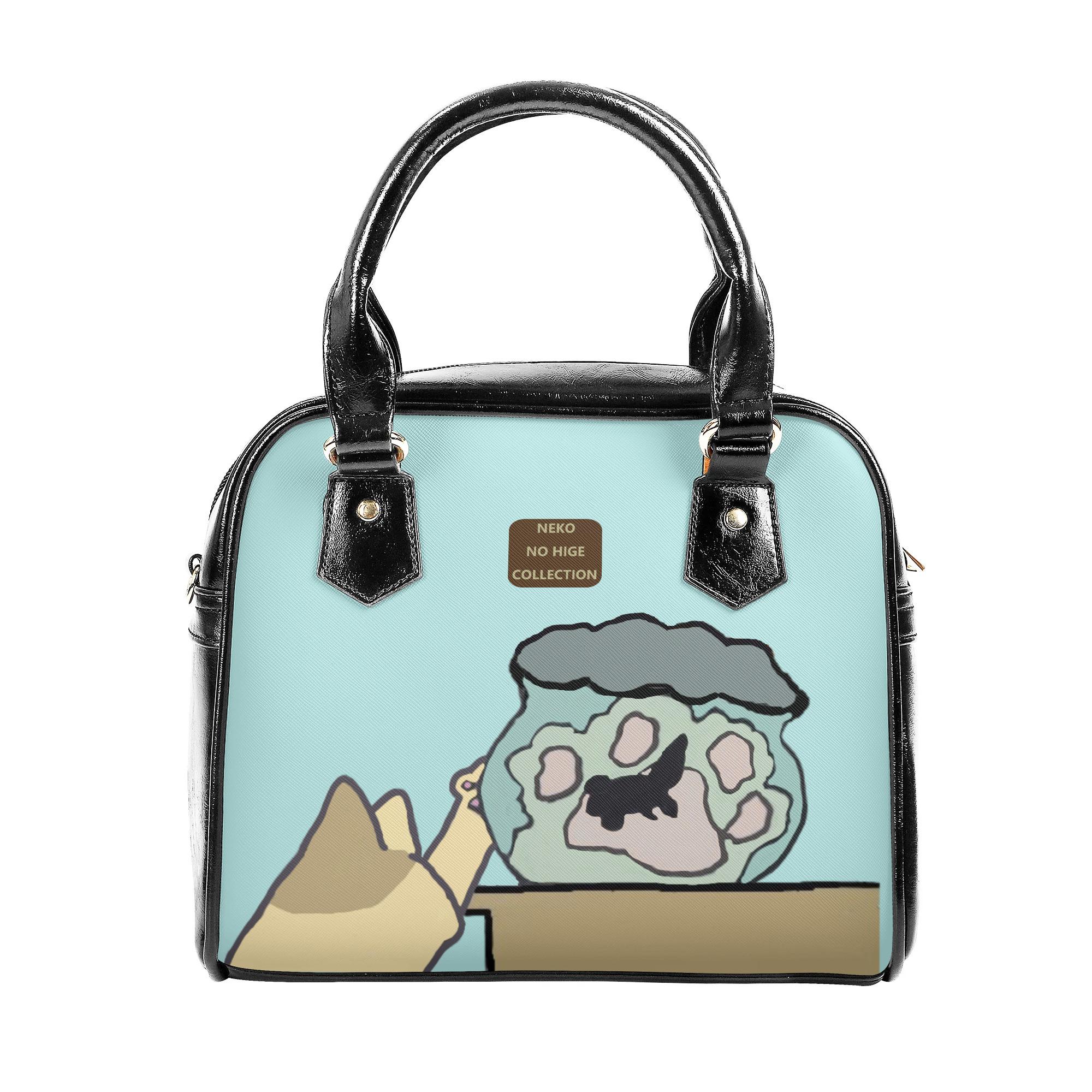 お得なクーポン 送料無料 ねこのひげあつめ。くろでめちゃん逃げて～パターン 2WAYショルダーバッグ レディース バッグ 動物 猫 ねこ 金魚 金魚鉢 nanaronnicoron ★★★