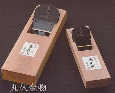 アイウッド 小山金属工業所東天匠 替刃式鉋(本体)65mm 82753|丸久金物
