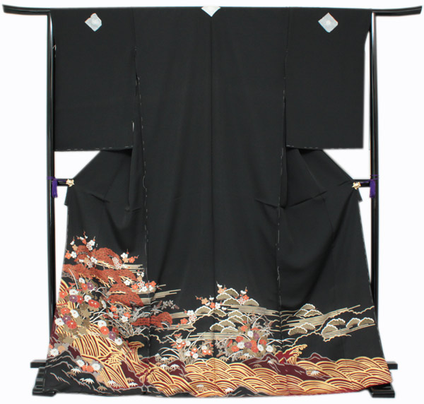 黒留袖　金糸刺繍　金彩　松　エ霞　仮絵羽　未仕立て　在庫保管品 楽天市場】【正絹黒留袖 未仕立て 仮絵羽 鶴と霞柄】礼装 黒