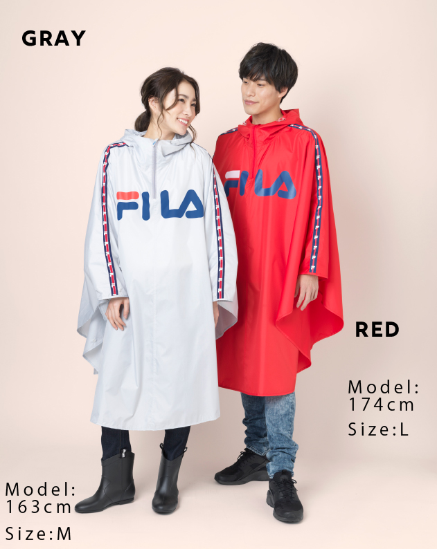 楽天市場 メーカー直販 Fila レインポンチョ メンズ レディース 男女兼用 はっ水 Mサイズ Lサイズ 自転車 サイクル レインコート レインウェア フィラ ふぃら ジッパー おしゃれ かわいい アウトドア キャンプ 旅行 入学 通勤 通学 フェス 合羽 雨具 収納袋 ブランド