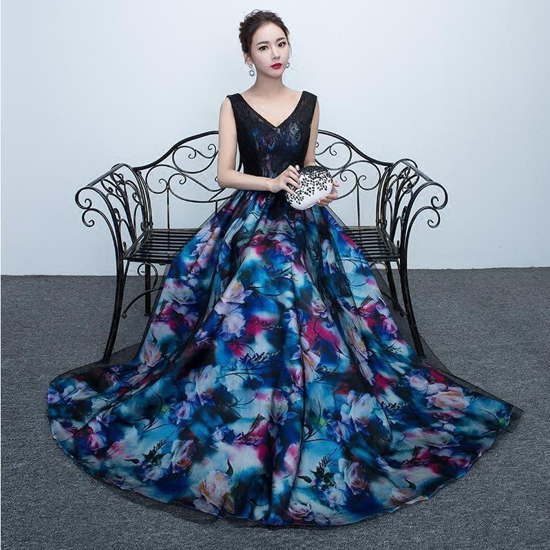 色つや御召しもの ロング御召しもの 花嫁御寮 a伝達ルート御召しもの  掻きならす会 逢魔が時御召しもの 華燭の典 ブライズメイドドレス 二次会 御召しもの フォーマルドレス 告げ知らせる会 音楽会