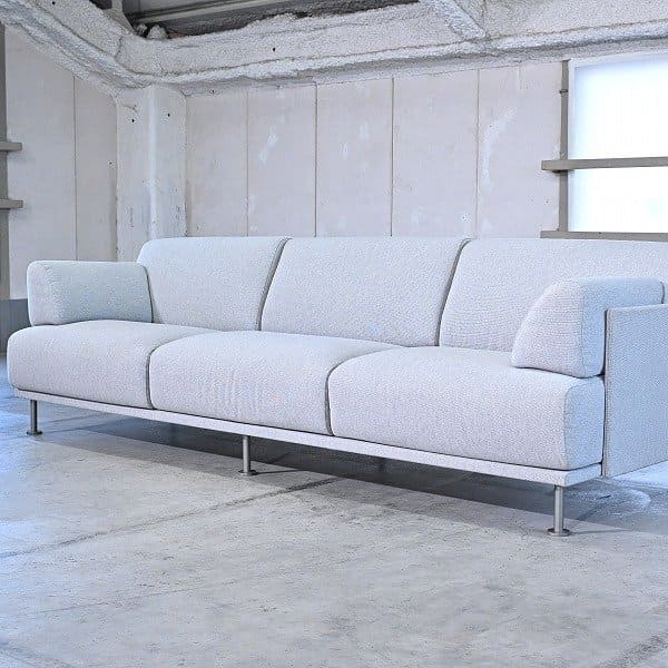 楽天市場】高級 Cassina ixc デパドヴァ 65万「ラッフルズソファ」2人掛け モダン イタリア RAFFLES sofa ダイニング  カッシーナ キャスター【中古家具/中古インテリア/USED家具ユーズド家具/リサイクル】 : 中古家具の ｍａｒｕ 楽天市場店