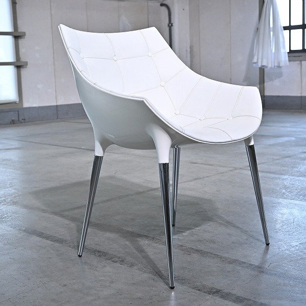 Cassina 35万「246 PASSION」ひじ掛け椅子 一人掛け 夕ご飯 リビング フィリップ・スタルク カッシーナ パシオン Philippe Starck【中古調度品/中古室内装飾/USED調度品ユーズド調度品/再利用】