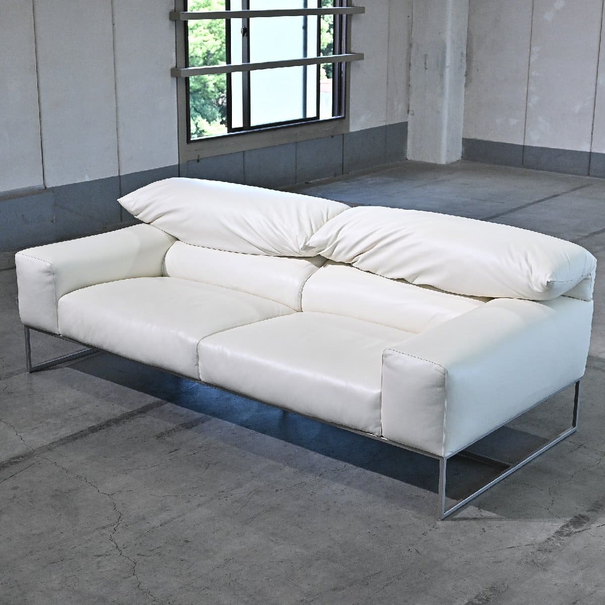 高級　アルマーニ　ARMANI CASA ソファ　高級ソファ　３人用　InZZ 高級 アルマーニ ARMANI CASA ソファ 高級ソファ 3人用 InZZ - メルカリ